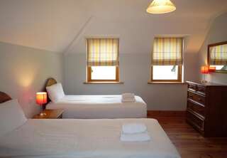 Дома для отпуска Dingle Courtyard Cottages 2 Bed (Sleeps 4) Дингл Дом для отпуска-6